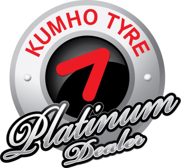 Kumho Tyre and Auto Servicing Centre Logo